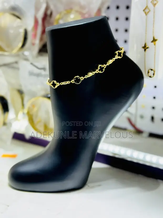 Black VCA Heart Anklet for Women | Marvel Jewelry - 1