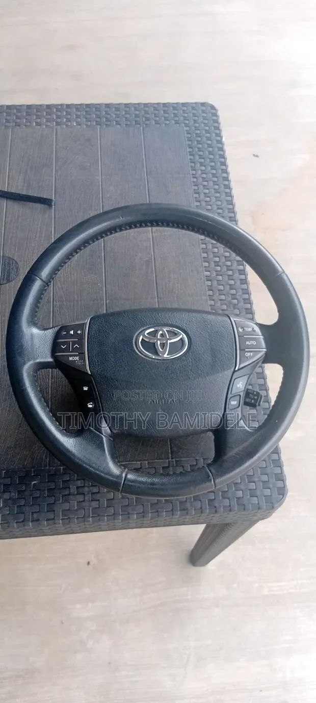 Toyota Corolla Steering Wheel - 1