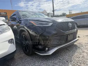 2022 Toyota Highlander XSE AWD