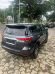 Sabon Toyota Fortuner 4.0 AWD 2023 - Grey - 4