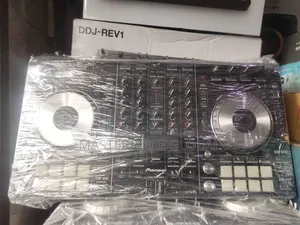 Pioneer DDJ-SX Serato DJ Controller