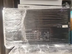 Pioneer DDJ-SX Serato DJ Controller