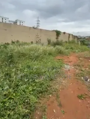 Filin 1,260sqm a Wani Kyakkyawan Estate a Ikeja