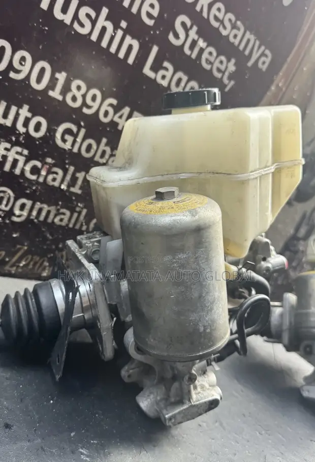 Lexus LX570 ABS Module Pump (2010-2015) - 1
