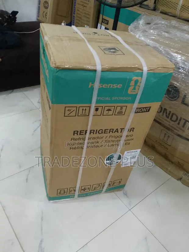Hisense 90L REF093DR Refrigerator - Compact & Efficient - 1
