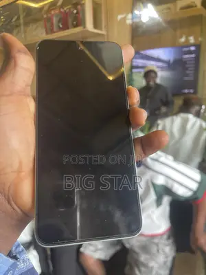 Infinix Hot 60i 128GB Koren (Refurbished)