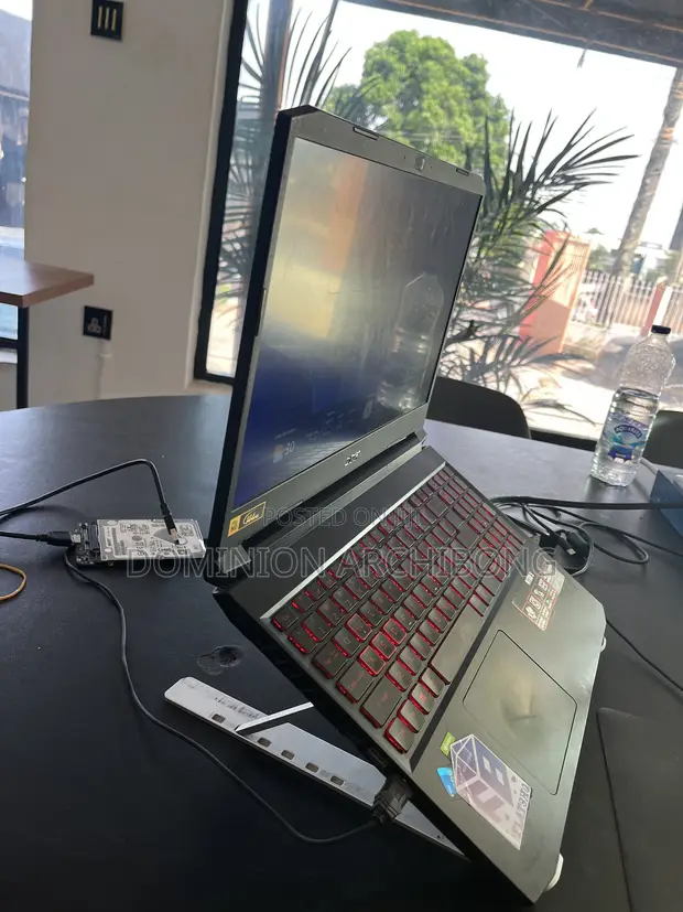 Acer Nitro 5 Laptop - Core i5, 16GB RAM, 256GB SSD, GTX 1650 Ti - 1