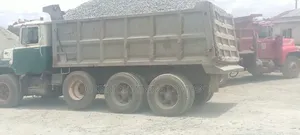 3/4 Granite Chippings - 15 Ton Truck Load