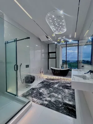 5 Bedroom Duplex with Pool, Gym, Cinema in Osapa London
