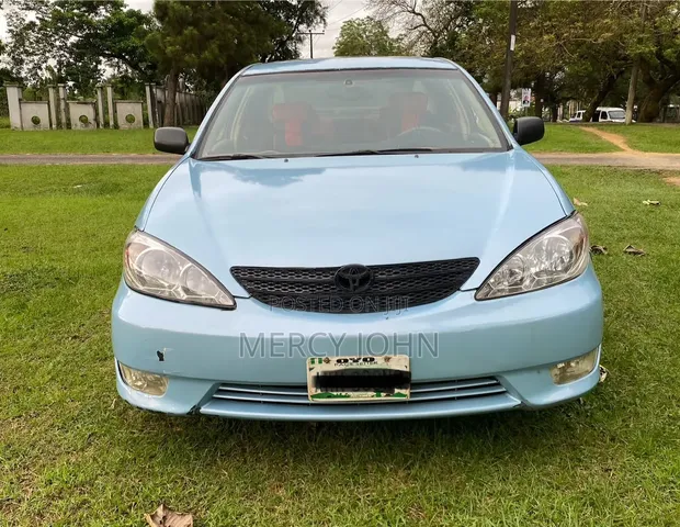 Toyota Camry 2004 Blue - 1