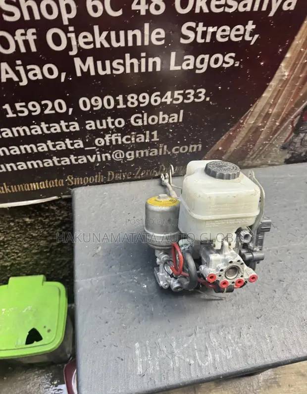 Toyota 4Runner 2010-2015 ABS Assembly Module Pump - 1