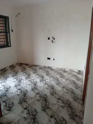 Sabon Mini Flat Don Hayarwa A Kasar Ado Road, Ajah