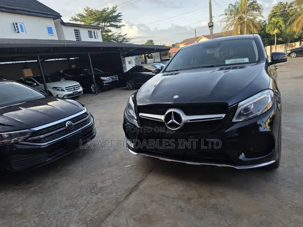 Mercedes-Benz GLE-Class 2018 Black - 1