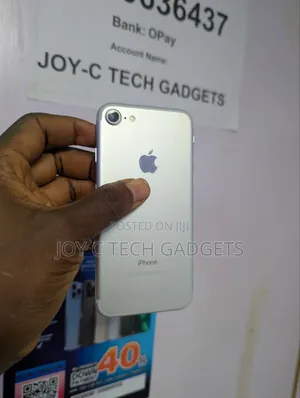 Apple iPhone 7 128GB Fari