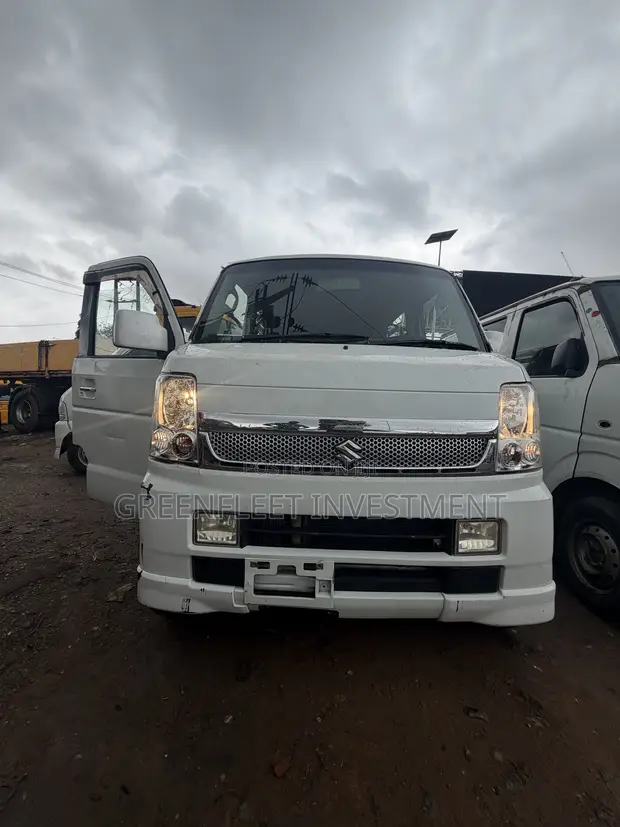 Suzuki Every Minibus 2015 - Fari - 1
