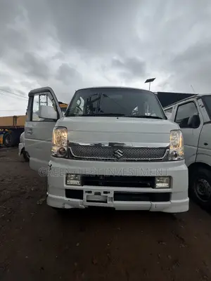 Suzuki Every Minibus 2015 - Fari
