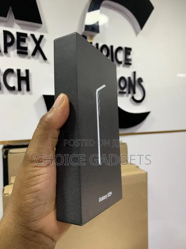 New Samsung Galaxy S25 256GB Silver - 1