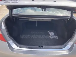 Toyota Camry 2017 Silver
