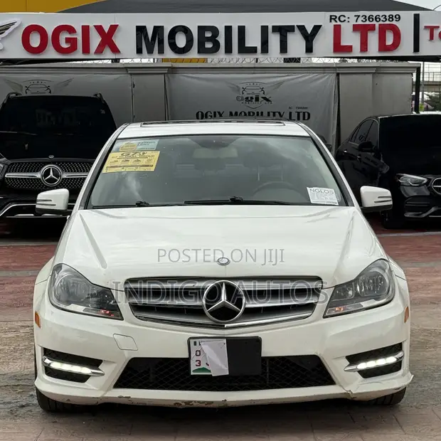 2013 Mercedes-Benz C300 4Matic Fari - 1