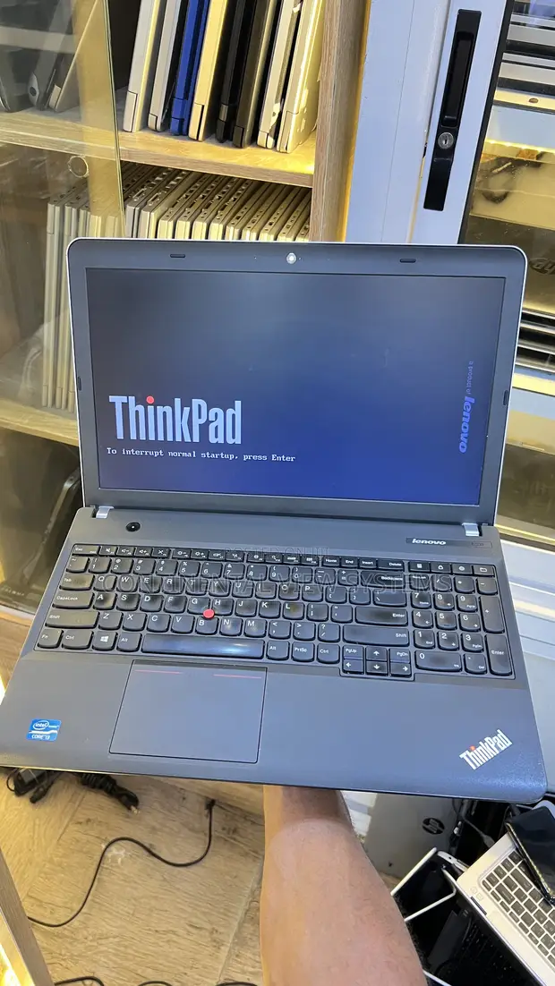 Lenovo ThinkPad E531 Laptop - Intel Core i3, 8GB RAM, 250GB HDD - 1