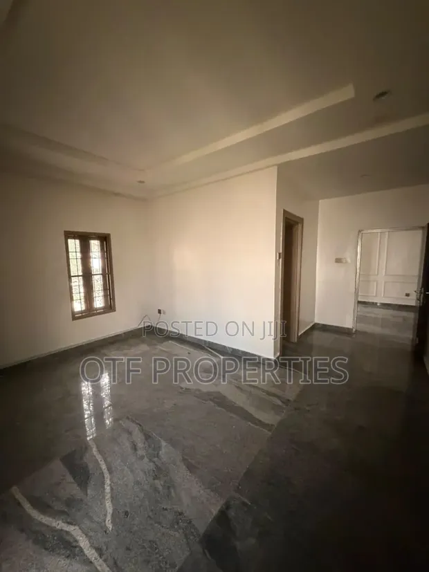 5 Bedroom Semi-Detached Duplex da BQ, Wuse 2 - 1
