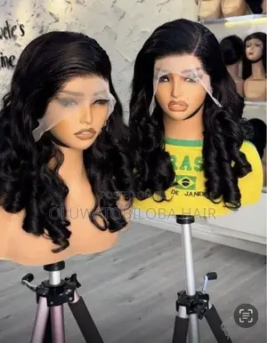 Blend Bounce Wig tare da Human Hair Full Frontal An Sake Samuwa