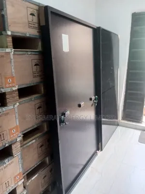 550W All Black Longi Solar Panels