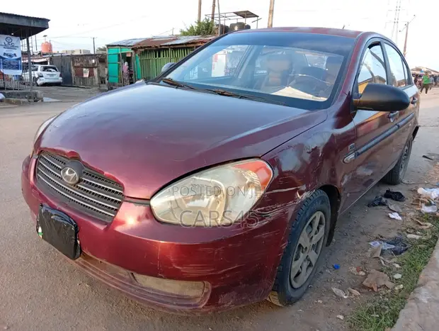 Hyundai Accent SE Automatic 2010 Red - 1