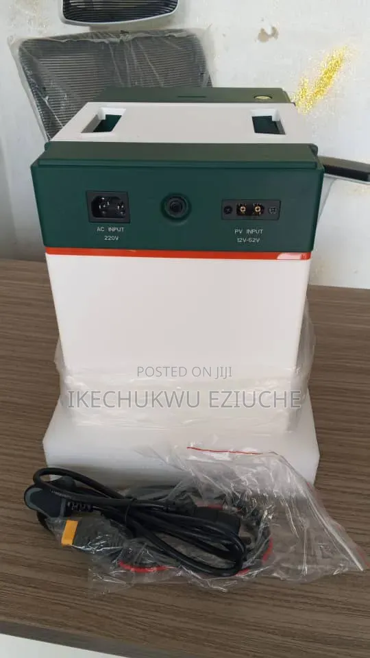 2kWh Cola Hybrid Inverter - 1