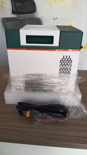 2kWh Cola Hybrid Inverter