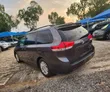 Toyota Sienna 2015 Brown - 2