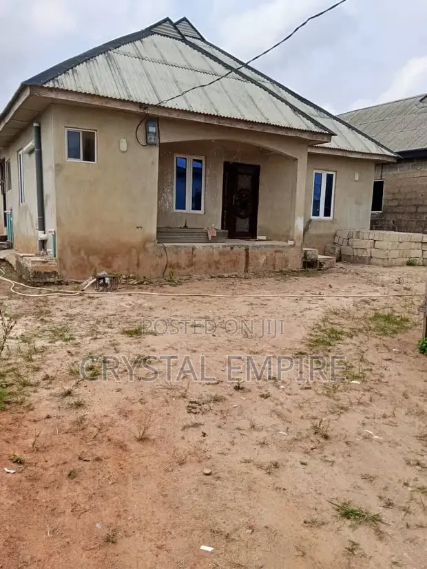 Furnished 3-Bedroom Bungalow with Shop in Unity Estate, Ifo - 1