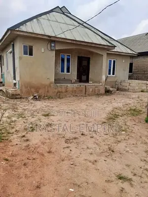 Furnished 3-Bedroom Bungalow with Shop in Unity Estate, Ifo