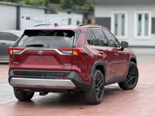 2019 Toyota RAV4 Limited AWD Ja - 1