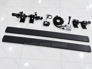 2026 Toyota Hilux Automatic Electric Side Steps