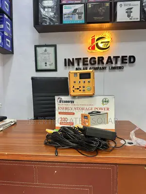 300W Solar Generator with 24Ah Lithium Battery