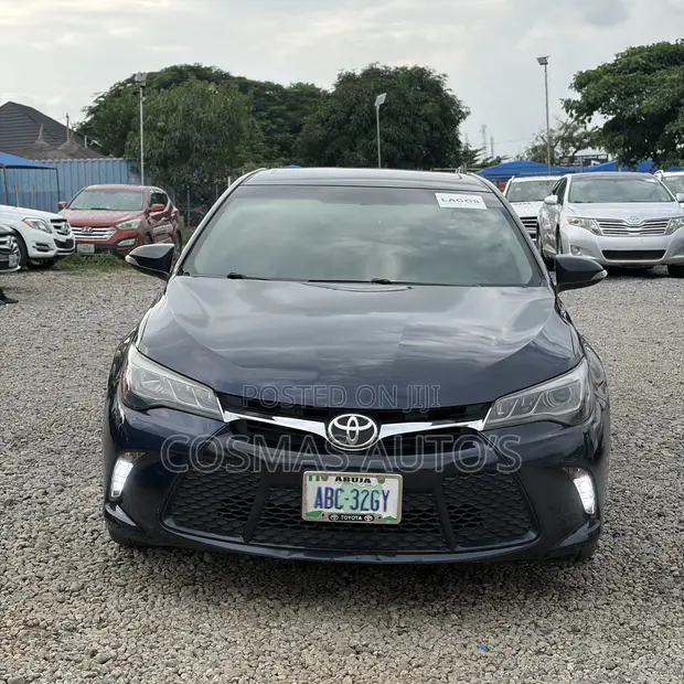 2015 Toyota Camry XSE Sedan - 1