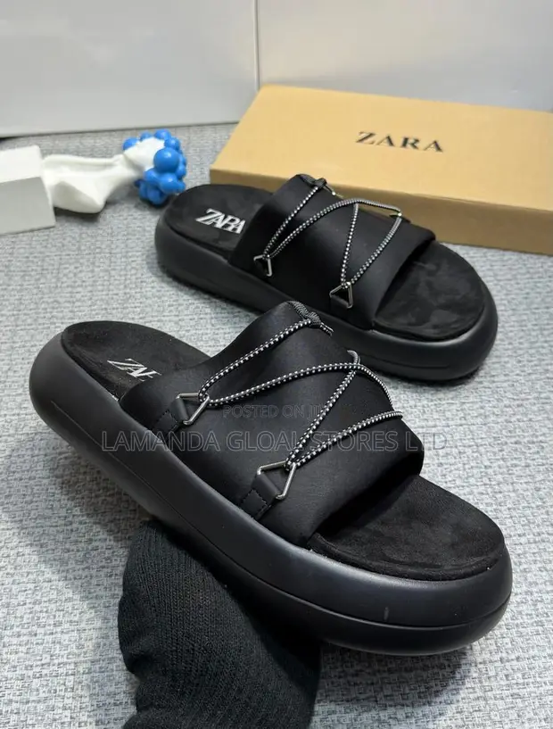 Zara Bungee-Cord Cushioned Slide Sandals - Black - 1