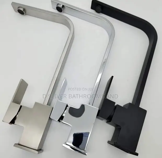 Square Kitchen Sink Mixer Tap - 360° Swivel - 1