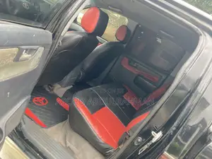 Toyota Hilux 2010 Black