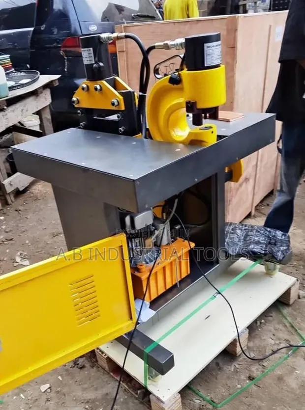 Hydraulic Busbar Processing Machine - 1