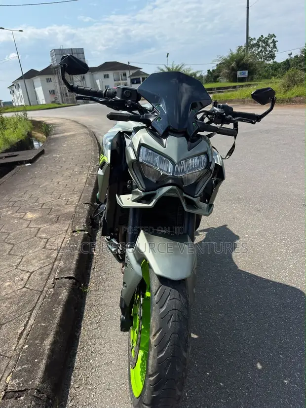 Kawasaki Z900 2022 Kore - 1