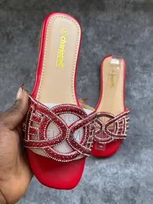 Mata masu Rhinestone Flat Slippers na Alatu