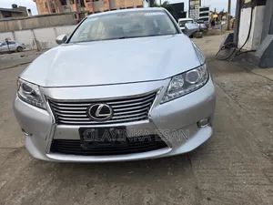 2014 Lexus ES 350 FWD Silver