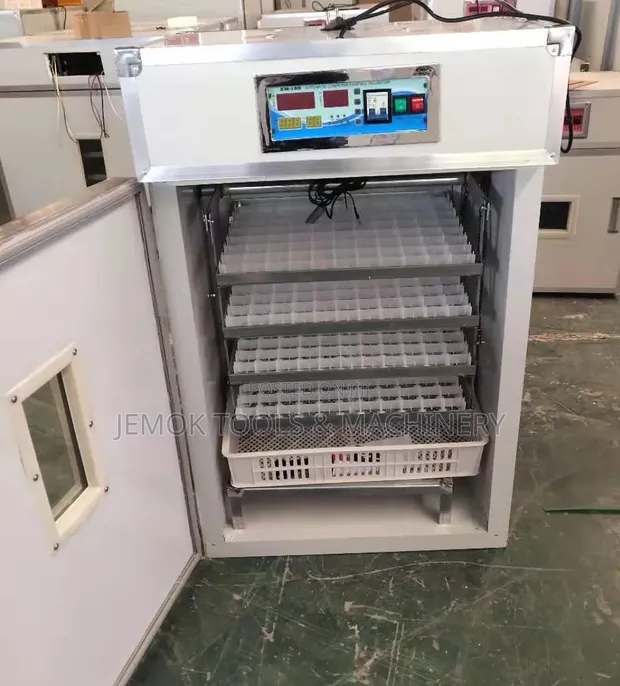 2000-Egg Capacity Incubator - 1