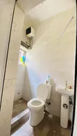 4 Bedroom Block of Flats for Sale a Alakuko - 5
