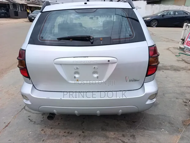 2007 Pontiac Vibe Silver - 1