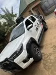 Toyota Hilux 2011 White - 1