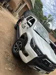 Toyota Hilux 2011 White - 3