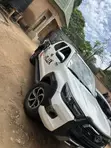 Toyota Hilux 2011 White - 4